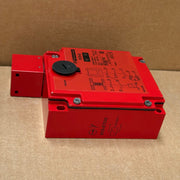 Telemecanique Sensors – XCS-E7532 – Safety Interlock Switch with Solenoid