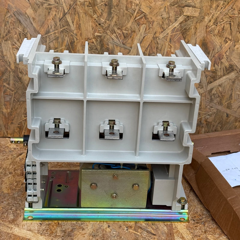 Siemens – 3TL8101-1BA06 – Medium-Voltage Vacuum Contactor 400A 7.2kV
