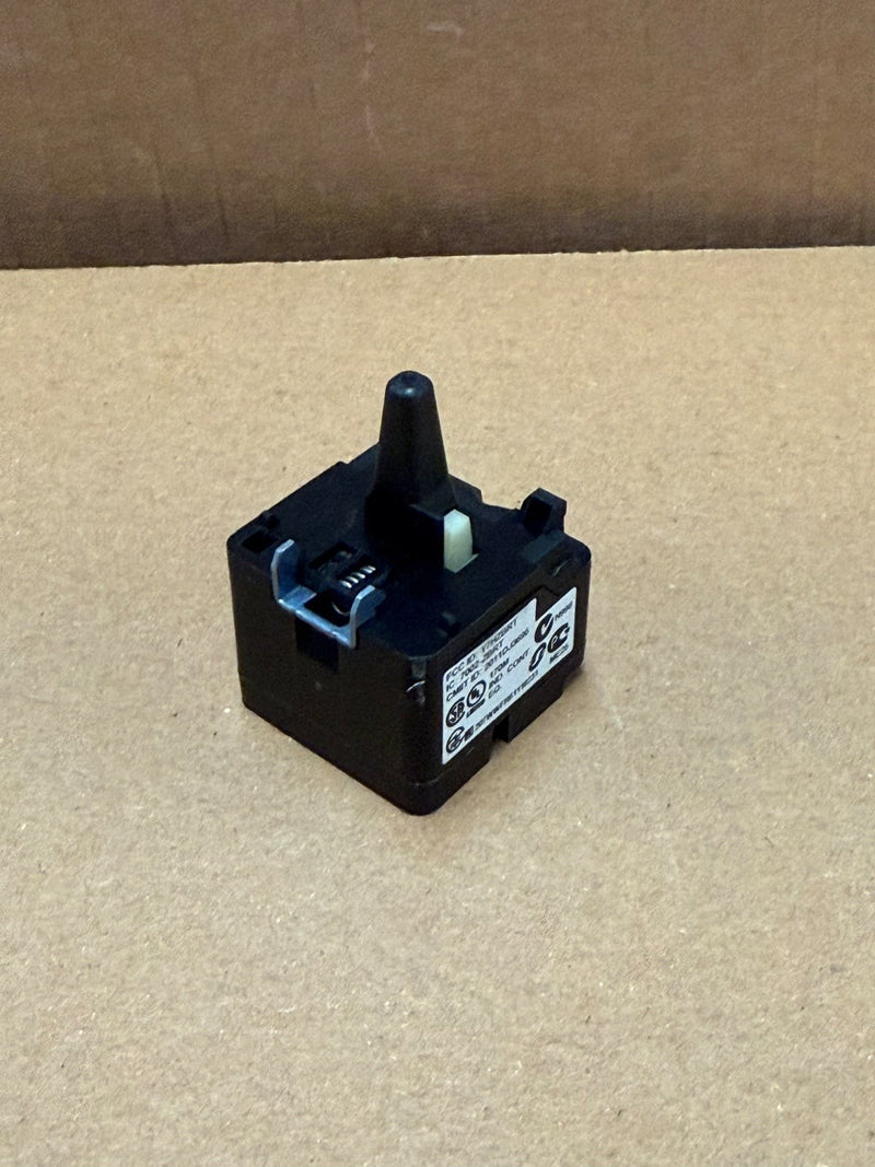 Square D – 9080LBA361104 – 3 Pole Power Distribution Block