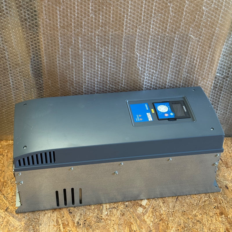 Danfoss – NXI01055-A2T0CSV-A1AFBLD2EA+QGLM+FL23+DLDE – VACON NXI Inverter
