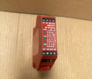 Allen-Bradley - MSR127T - Guardmaster Safety Relay, 24V AC/DC, 3NO/1NC Outputs