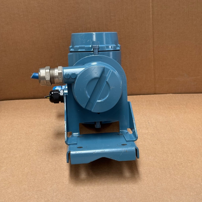 Micro Motion – 1700R11DFZGZZZ – Coriolis Flow Transmitter