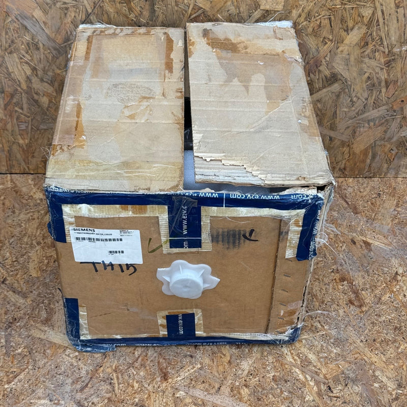 Siemens / E2V Technologies – 08499881 (MG6205) – Water-Cooled Electromagnet