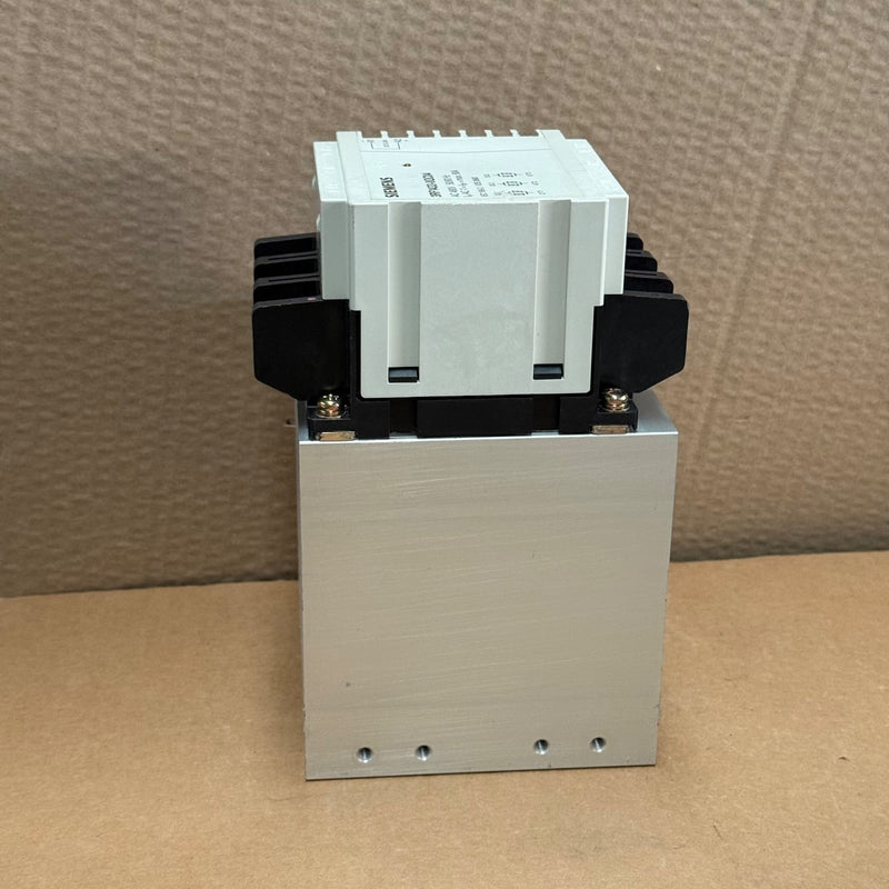 Siemens – 3RF1433-0QC04 – 3-Phase Solid-State Contactor Semiconductor Contactor