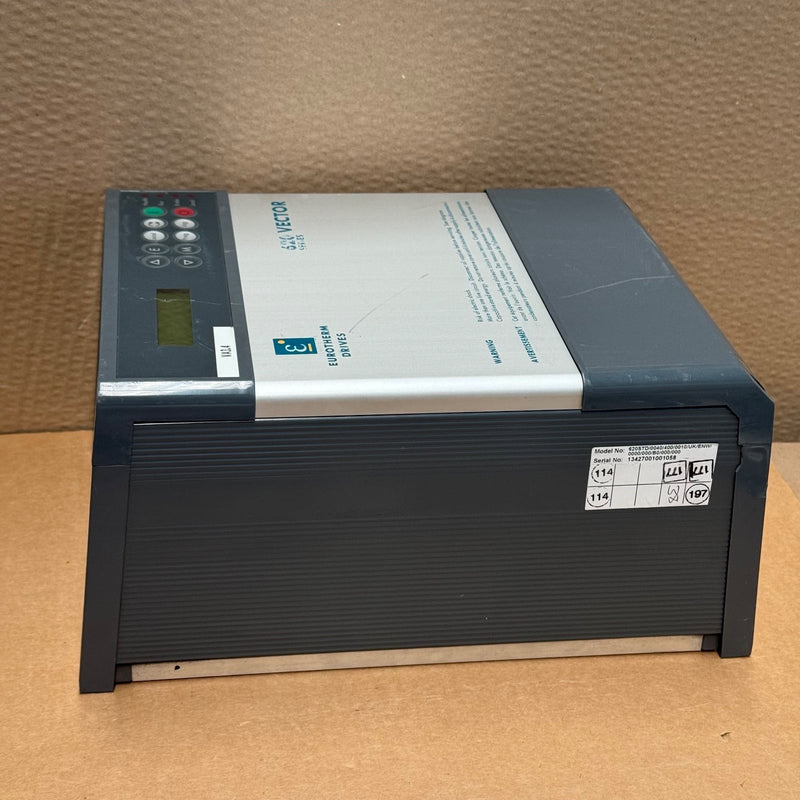 Eurotherm – 620STD/0040/400/0010/UK/ENW/0000/000/B0/000/000 – 620 Vector Series
