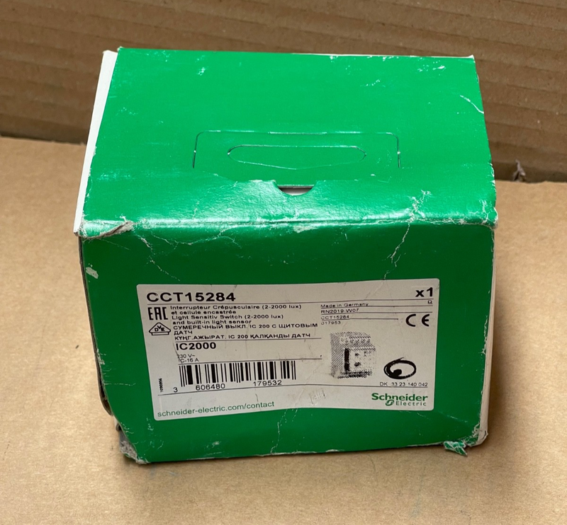 Schneider Electric – CCT15284 – Acti9 IC2000 Twilight Switch 230 V DIN‑Rail