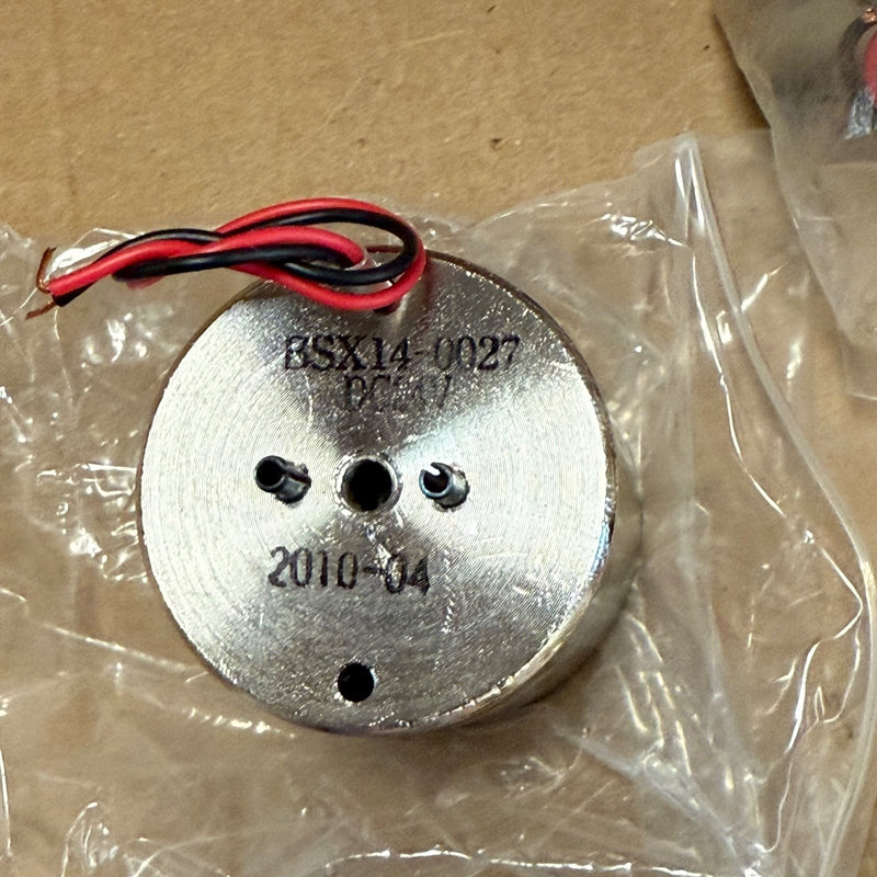 Toshiba – BSX14-0027 – 24V DC Holding Electromagnet / Brake Magnet