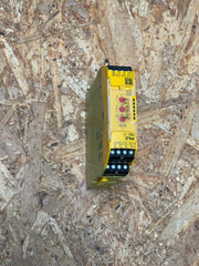 PILZ – 750135 (PNOZ s5) – DIN‑Rail Safety Relay, 48–240 V AC/DC, 2 NO + 2 NO(t)