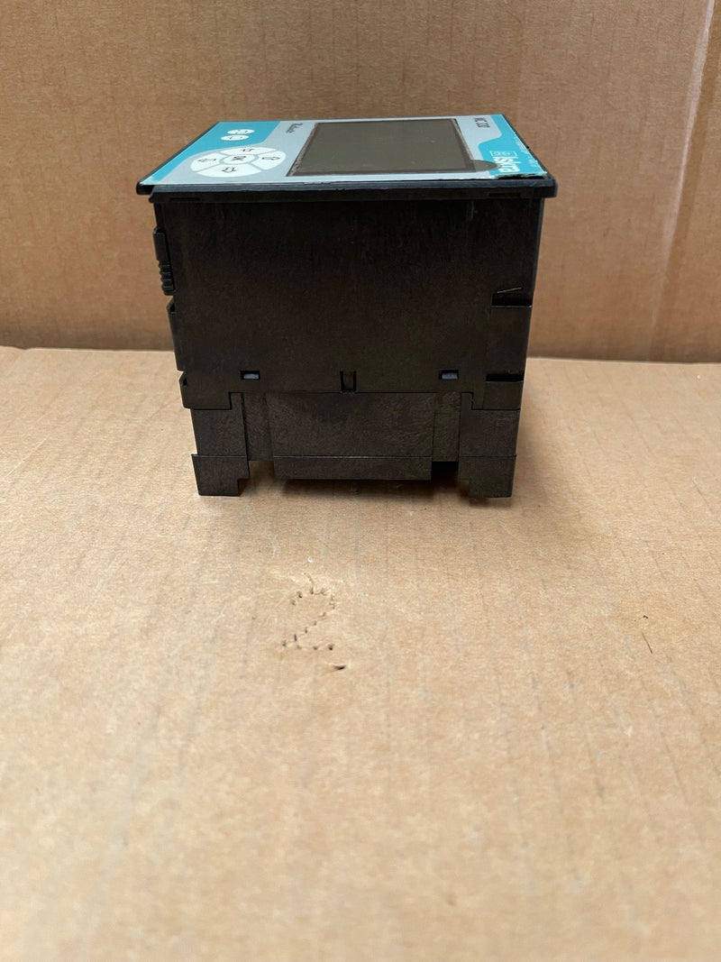 Iskra – MC330 – Panel Multimeter / Power Monitoring Device
