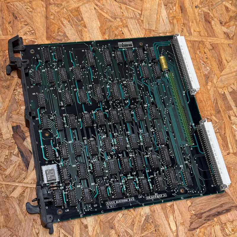 CGEE Alsthom – 50.825 032 C (S 032) – Microprocessor Printed Circuit Board (PCB)