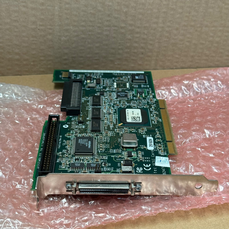 Adaptec – ASC-29160N (29160N) – Ultra160 LVD / Narrow SCSI PCI Host Adapter
