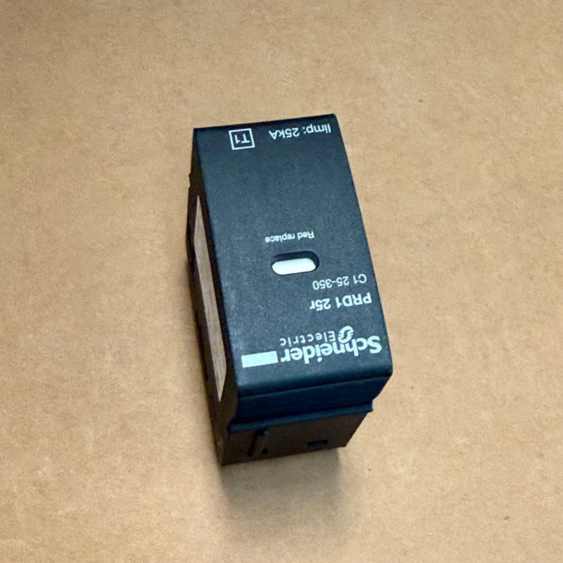 Schneider Electric – 16315 (PRD1 25r) – Surge Protective Plug-in Cartridge