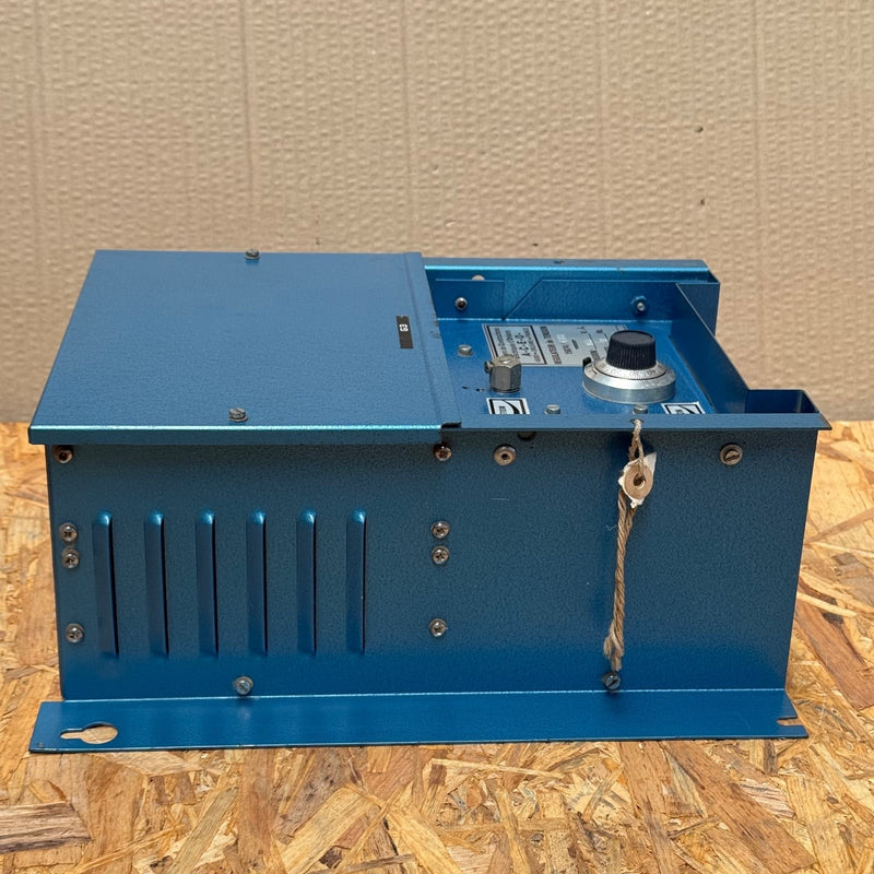A.C.E.O. – 15074/6111 – Voltage Regulator / Regulateur de Tension (100V, 50Hz)