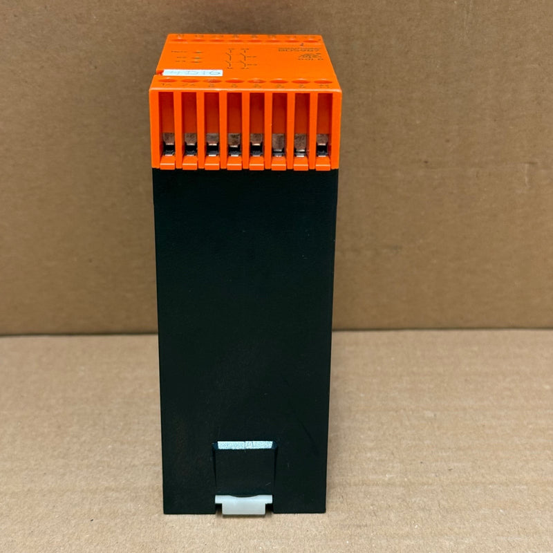 Dold – BD5987.02 – Emergency Stop Safety Relay 2 NO Safety Contacts
