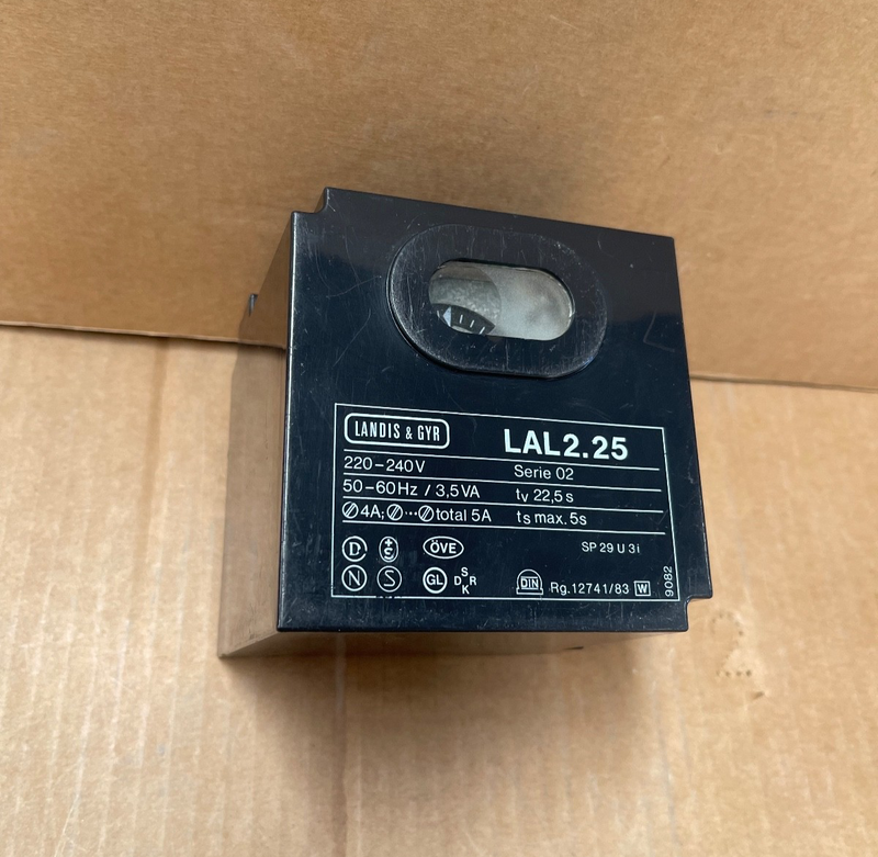 Landis & Gyr – LAL2.25 – Oil Burner Control Unit 220‑240 V 50/60 Hz