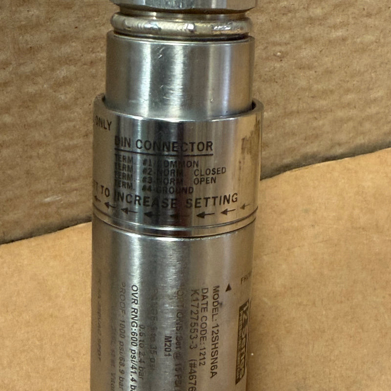 United Electric Controls – 12SHSN6A – Spectra 12 Dual Seal Pressure Switch