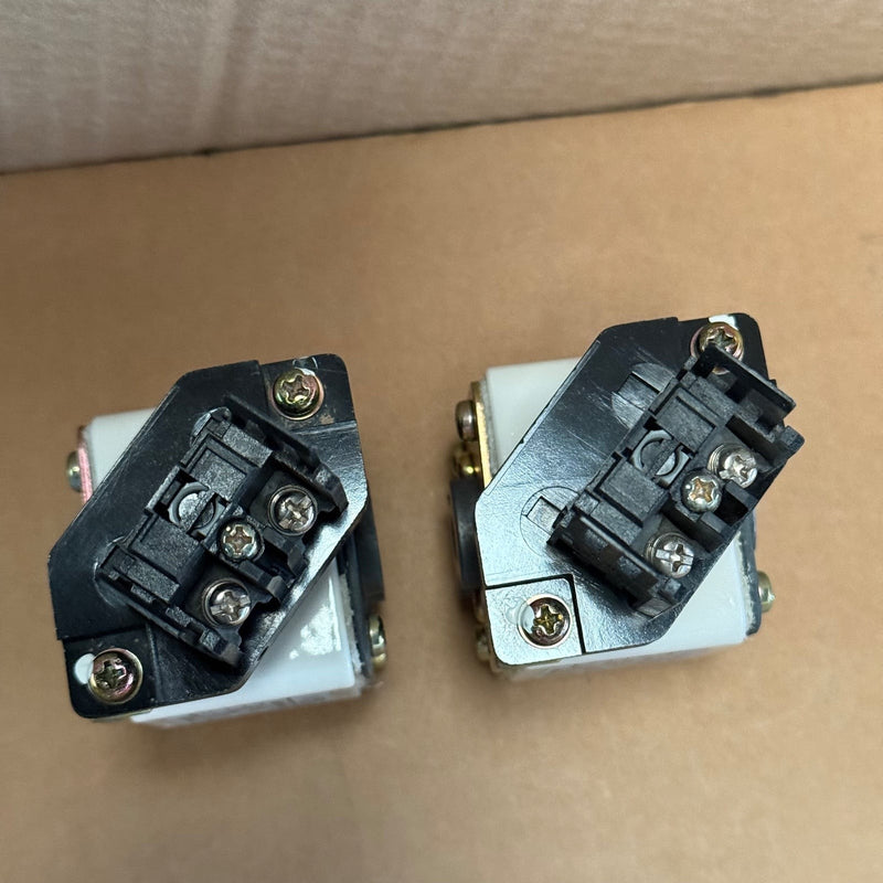 Fuji Electric – CS5F-200 + AHX2905 – 200A, 500VAC Super Rapid Semiconductor Fuse