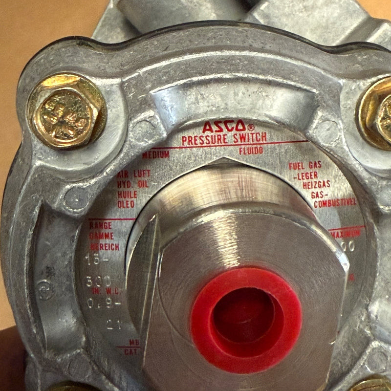 ASCO – SB11A + TH10A44 – Tri-Point Pressure Switch / Transducer Assembly