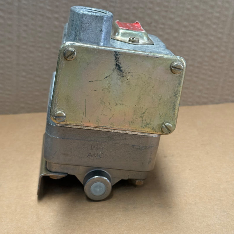 Barksdale – DPD2T-M150 – Diaphragm Dual-Setpoint Differential Pressure Switch