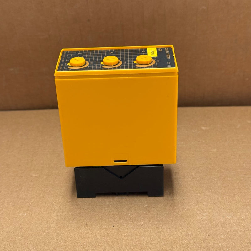 Selectron – GM-U 40 – 3-Phase Voltage Monitoring Relay