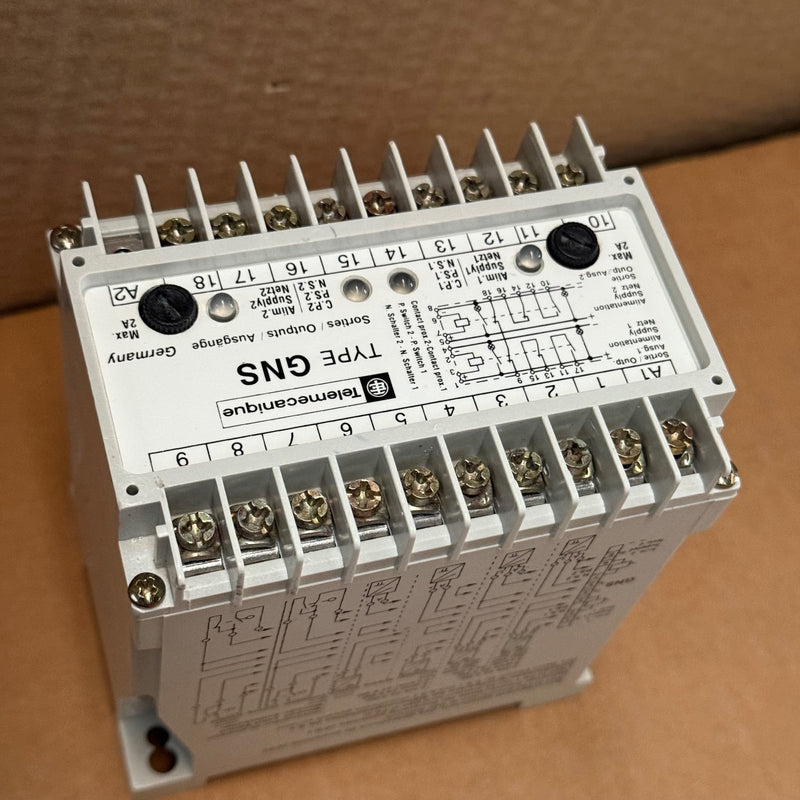 Telemecanique – GNS230VAC – Proximity Switch Switching Amplifier