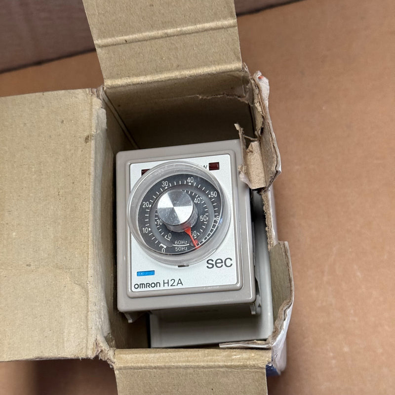 Omron – H2A-7H – Motor-Driven Timer / Analog Time Delay Relay 220V AC, 50/60 Hz
