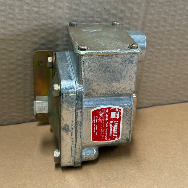 Barksdale – D1T-H18 – Diaphragm Pressure / Vacuum Actuated Switch