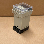 Omron – E5C4-R – Temperature Controller Relay Output 220 V AC