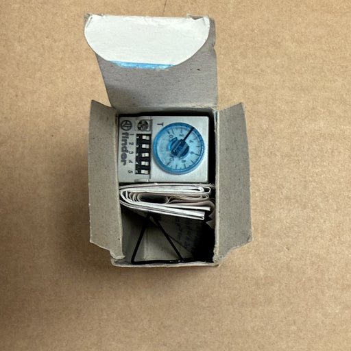 Finder – 85.02.8.240.0000.PAS - Time Relay Multifunctional 230-240VAC