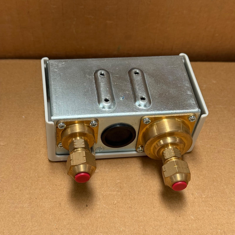 3S – JC-606M – Dual Pressure Control Switch (Manual Reset)