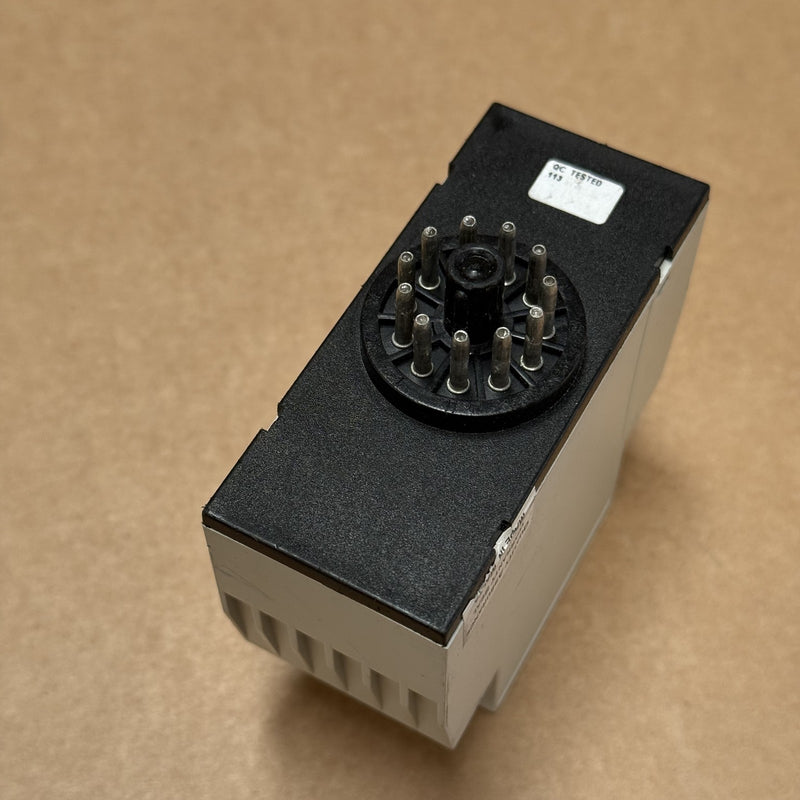 CARLO GAVAZZI – CLP2EA1C230 – 2-Point Level Controller