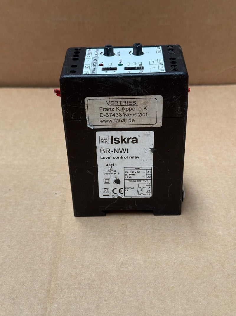 Iskra – BR‑NWT – Time Delay / Timer Relay (Control/Automation Accessory)