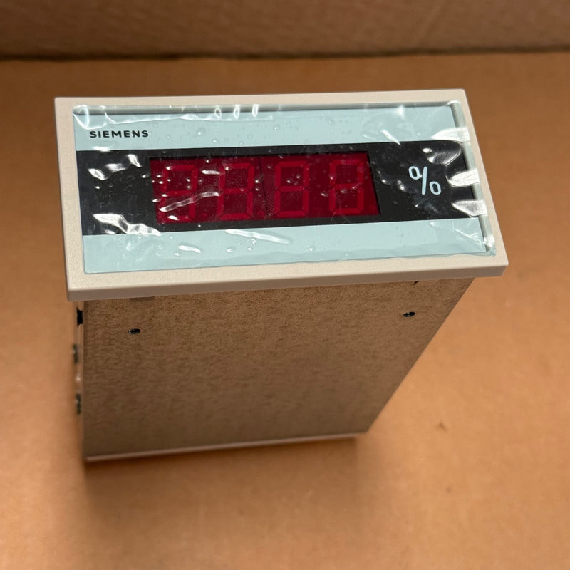 Siemens – 7NJ3003-1AA13-3CA1-ZY02 – Digital Indicator / Panel Meter