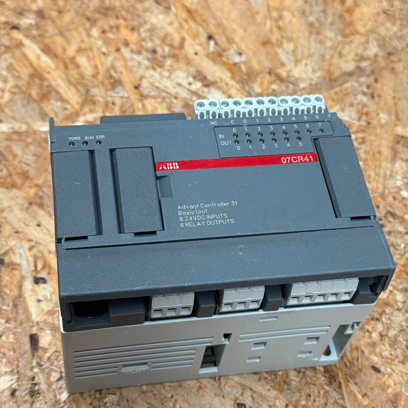 ABB – 1SBP260020R1001 (07CR41-T3.9) – Basic Unit / Programmable Logic Controller