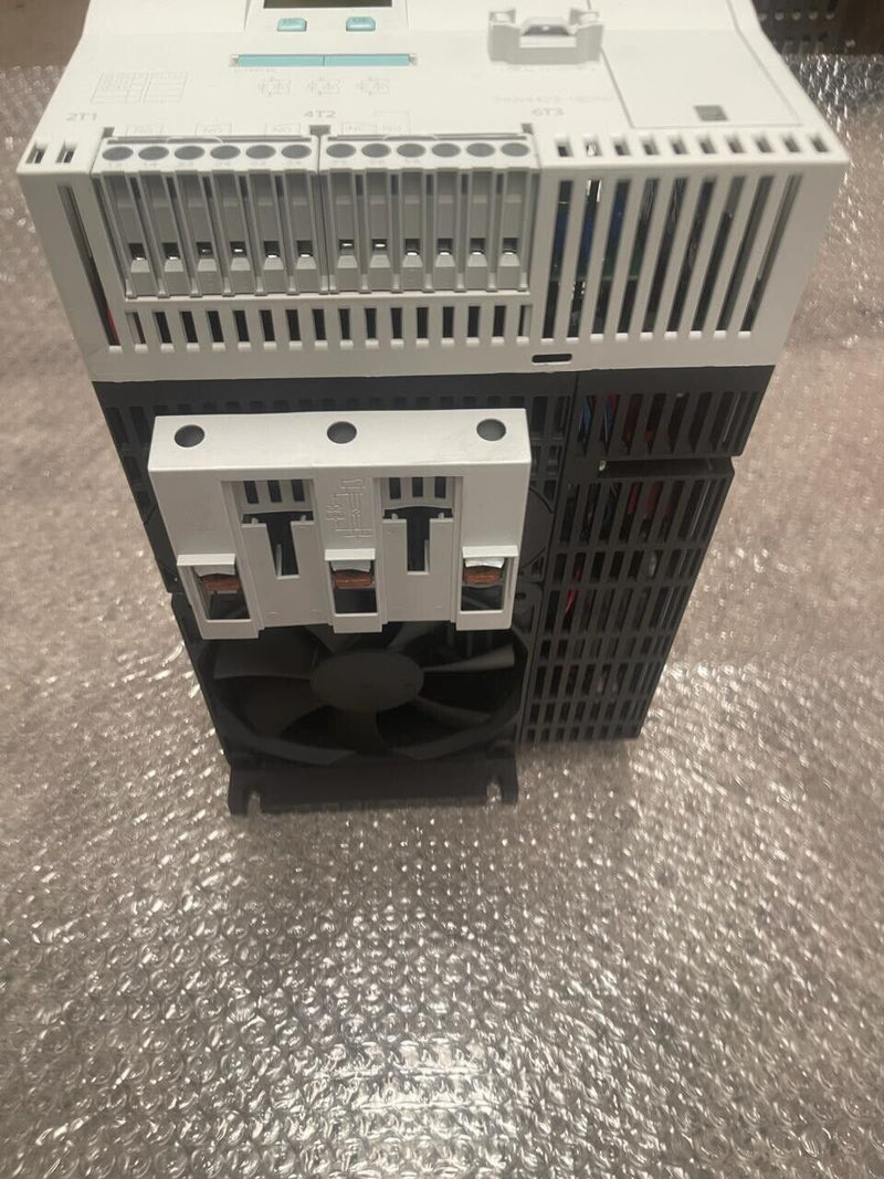 SIEMENS SIRIUS - 3RW4423-1BC46 - AC Motor SoftStarter 37kW