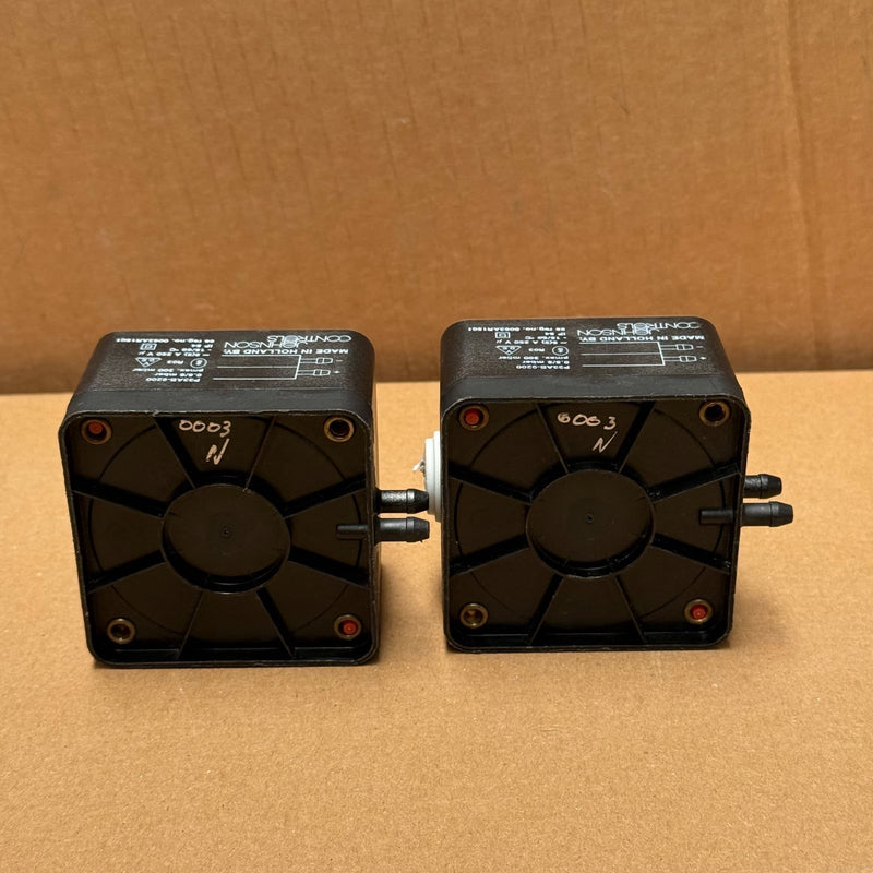 2PCs Johnson Controls – P33AB-9200 – Differential pressure switch 0,8-6 mbar