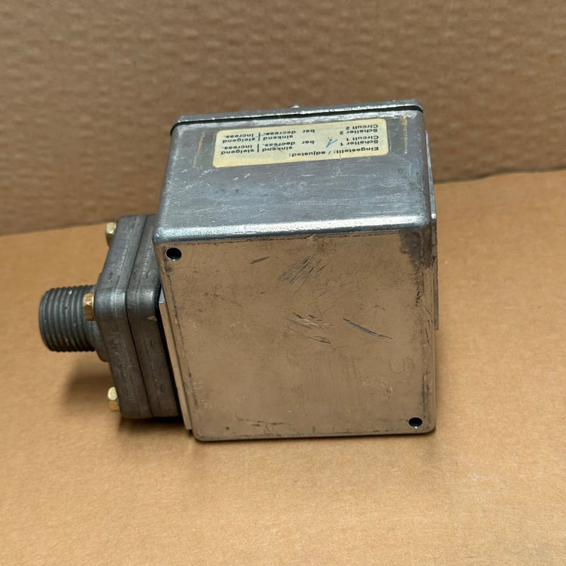 Barksdale – E1H-R90-P6 – Econ-O-Trol Dia-Seal Piston Pressure Switch