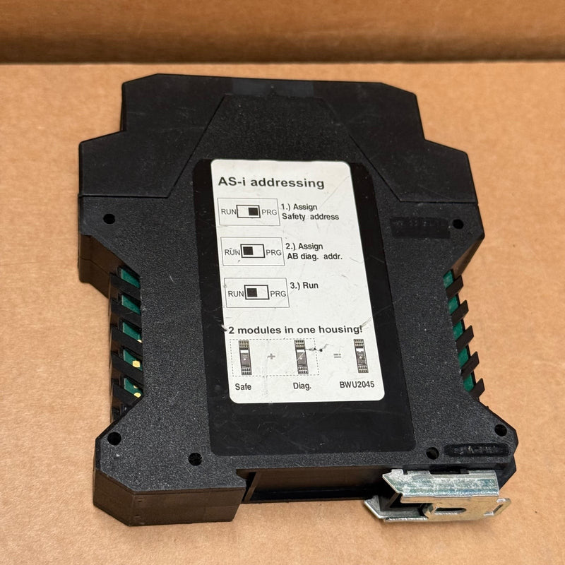 BIHL+WIEDEMANN – BWU2045 – Safety Output Module 16713 IP20,