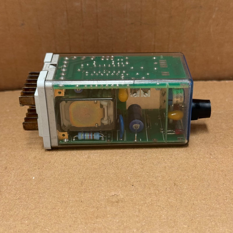Mors Smitt – UMD-81 110VDC – High-Availability Digital Timing/Time-Delay Relay