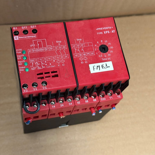 Telemecanique – XPSAT5110 – Preventa Safety Relay (Emergency Stop / Safety Guard