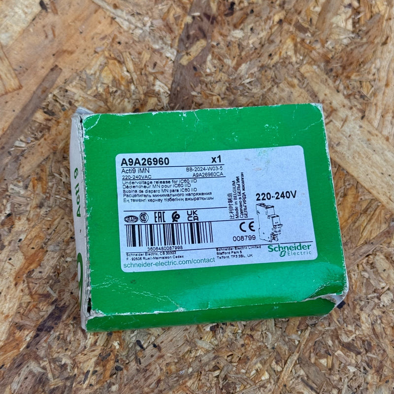 Schneider Electric – A9A26960 – Undervoltage Release / Voltage Trip Unit