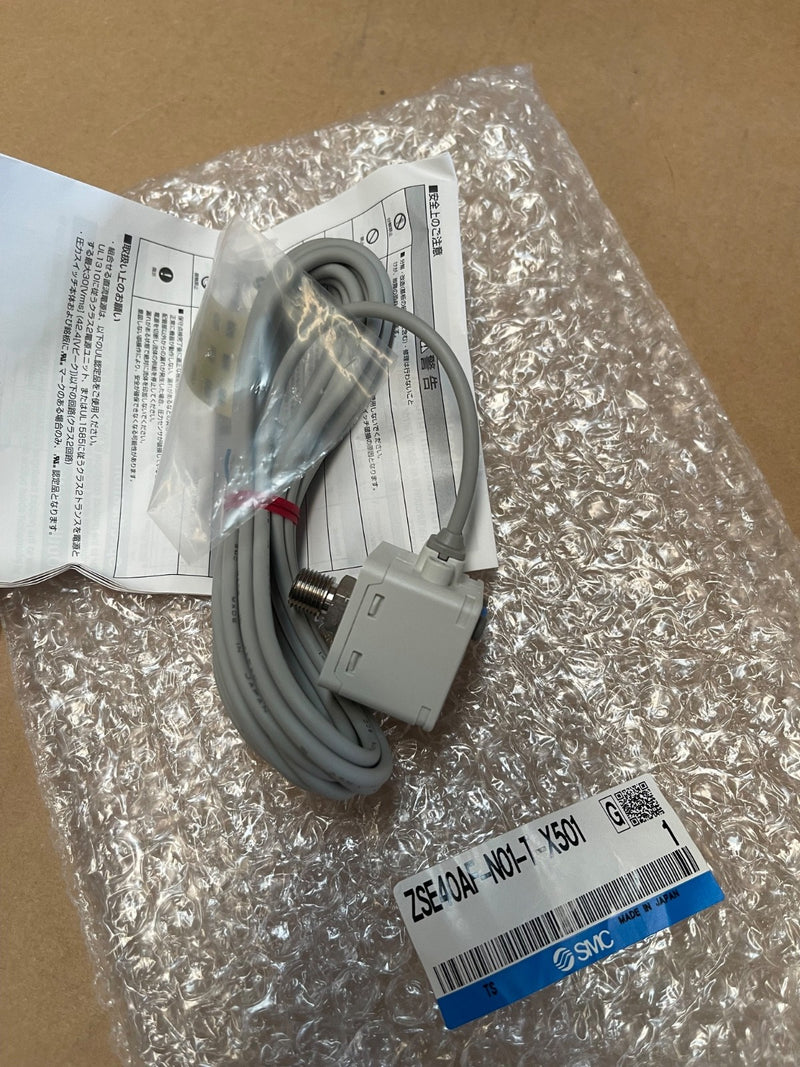 SMC ZSE40AF‑01‑T‑X501 Digital Pressure Switch – High‑Precision Compound Pressure