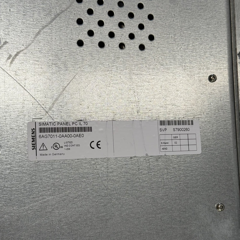 Siemens – 6AG7011-0AA00-0AE0 – SIMATIC PANEL PC IL