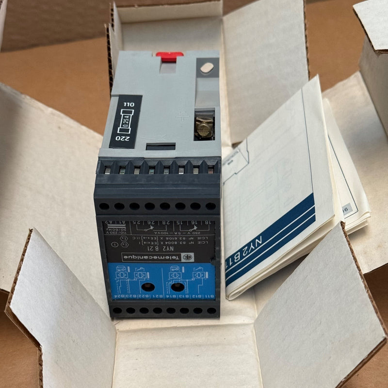 Telemecanique – NY2-B21 – Intrinsically Safe Barrier / Relay Output Module