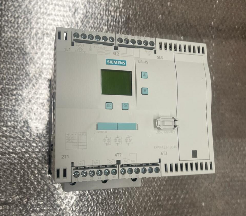 SIEMENS SIRIUS - 3RW4423-1BC46 - AC Motor SoftStarter 37kW Zero Runtime