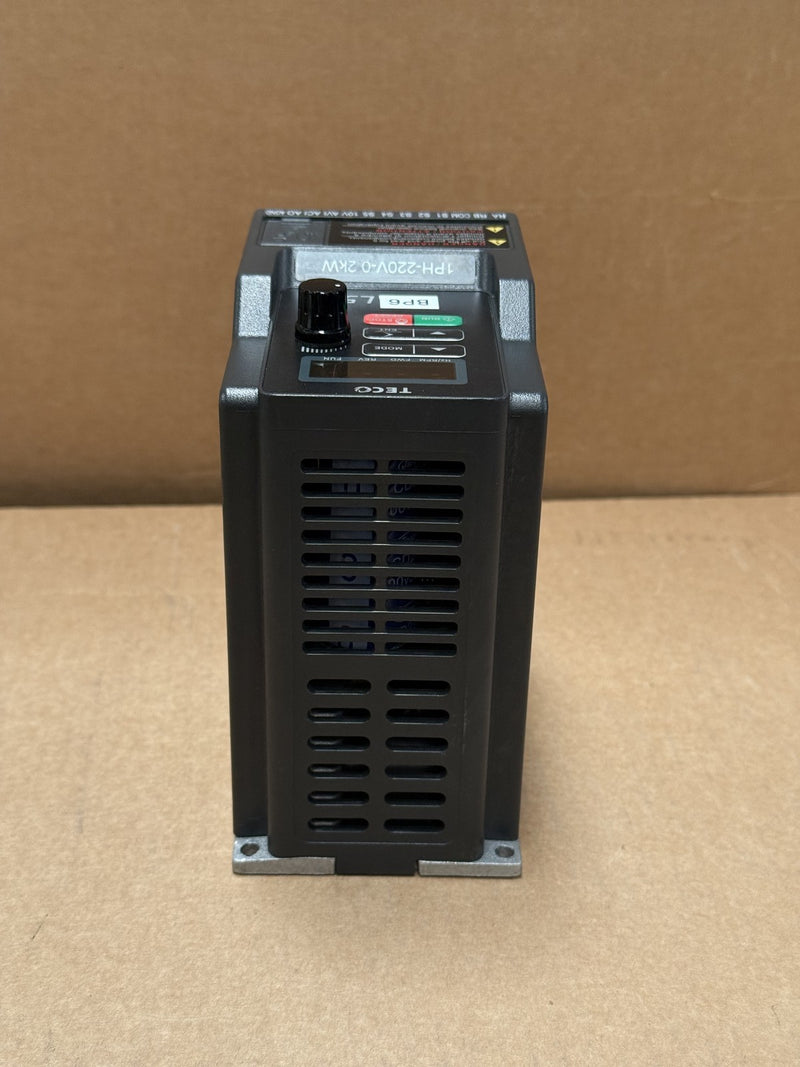 TECO – L510-2P2-SH1-NC – Frequency converter 220V