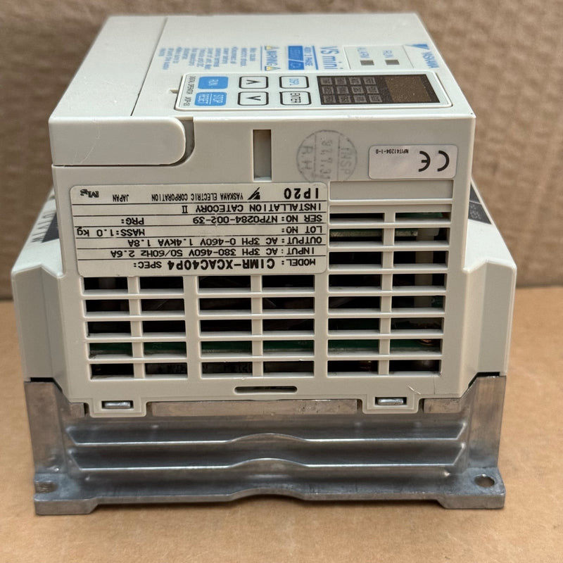 Yaskawa – CIMR-XCAC40P4 – VS mini C Series / AC Microdrive / Inverter Drive