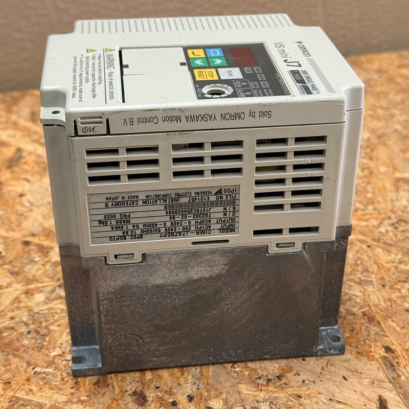 Omron – CIMR-J7AZB0P7 – J7 Series AC Inverter Drive / Micro VFD