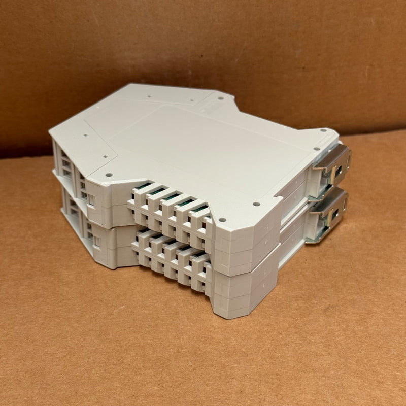 Euchner – ESM-BA301 (085613) – Emergency Stop & Guard Door Safety Relay