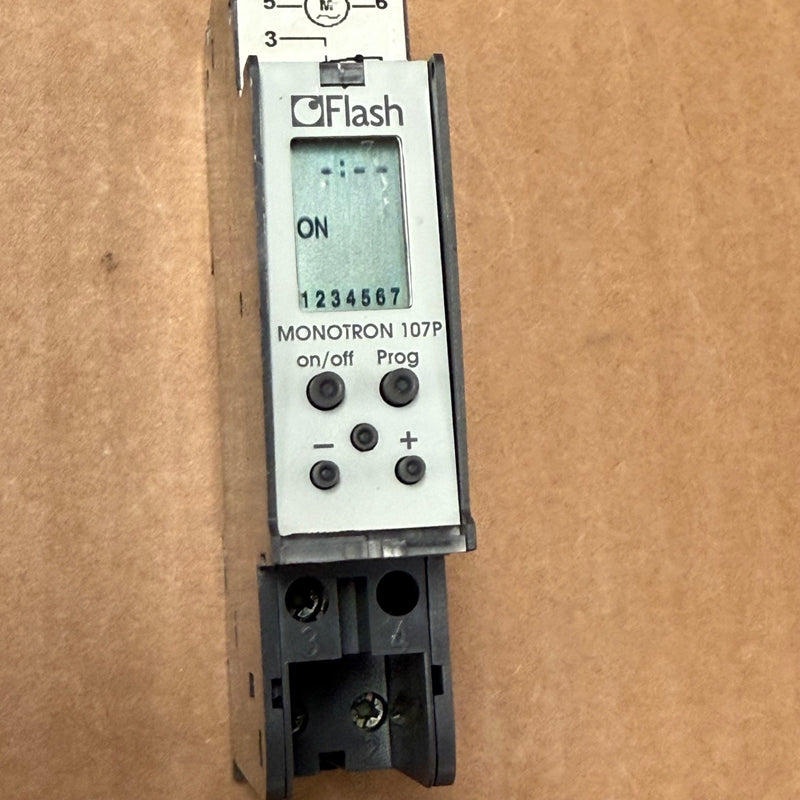 Flash – 20702 – Monotron 107P Digital Time Switch 230 V AC